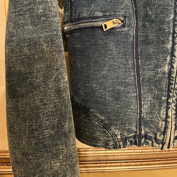 Blank NYC Tailored Denim Jacket - Picture 2 of 9